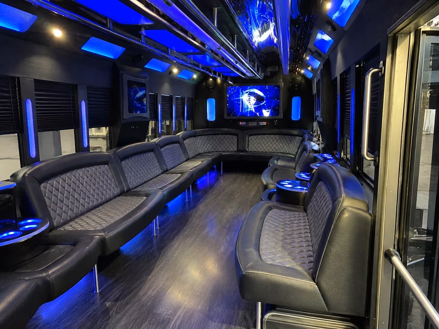 compton 28 passenger party bus interior