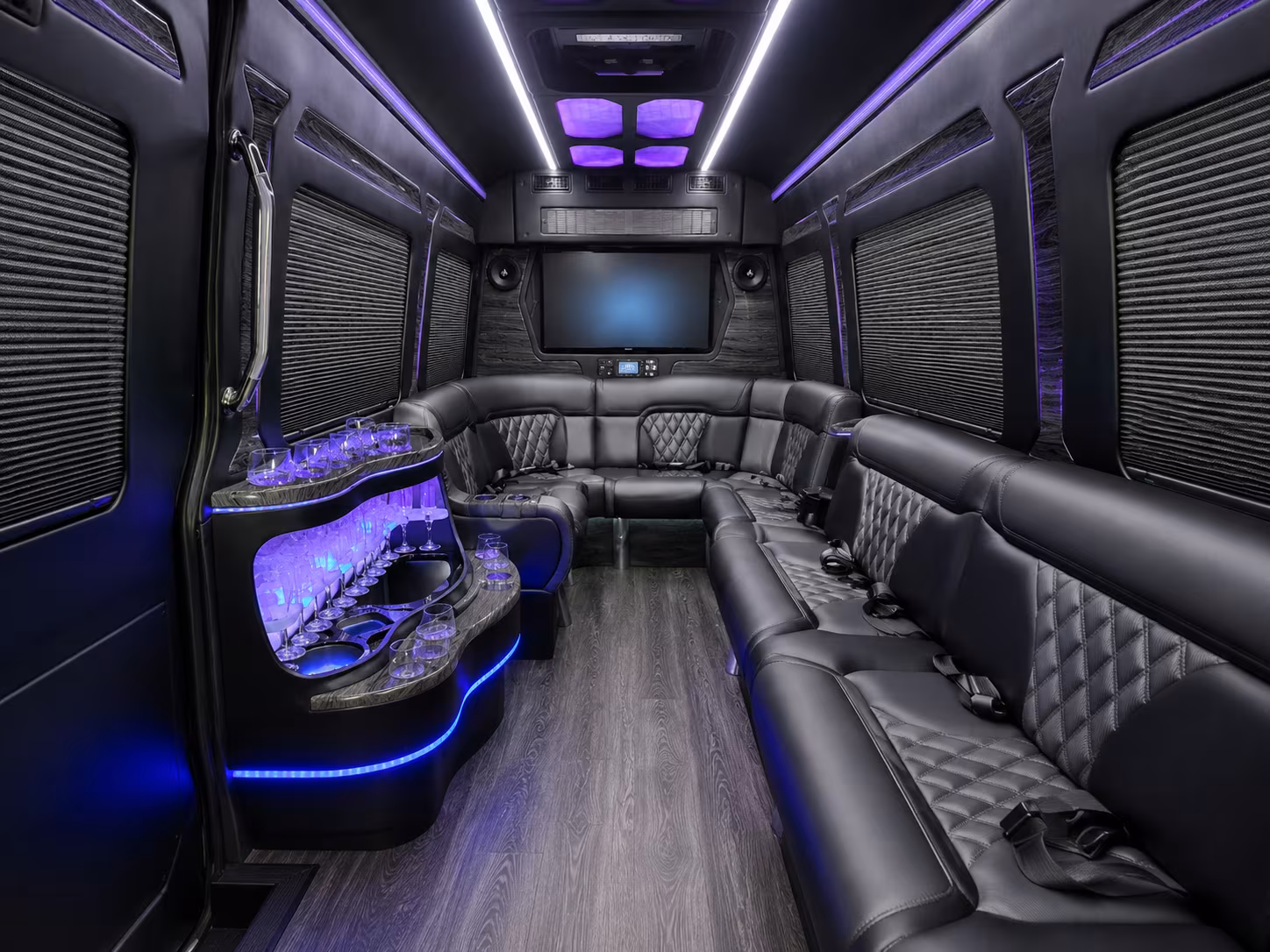 compton 40 passenger party bus