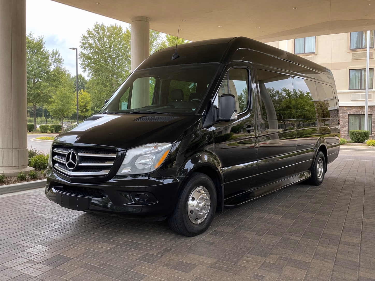 compton airport transportation onboard seating