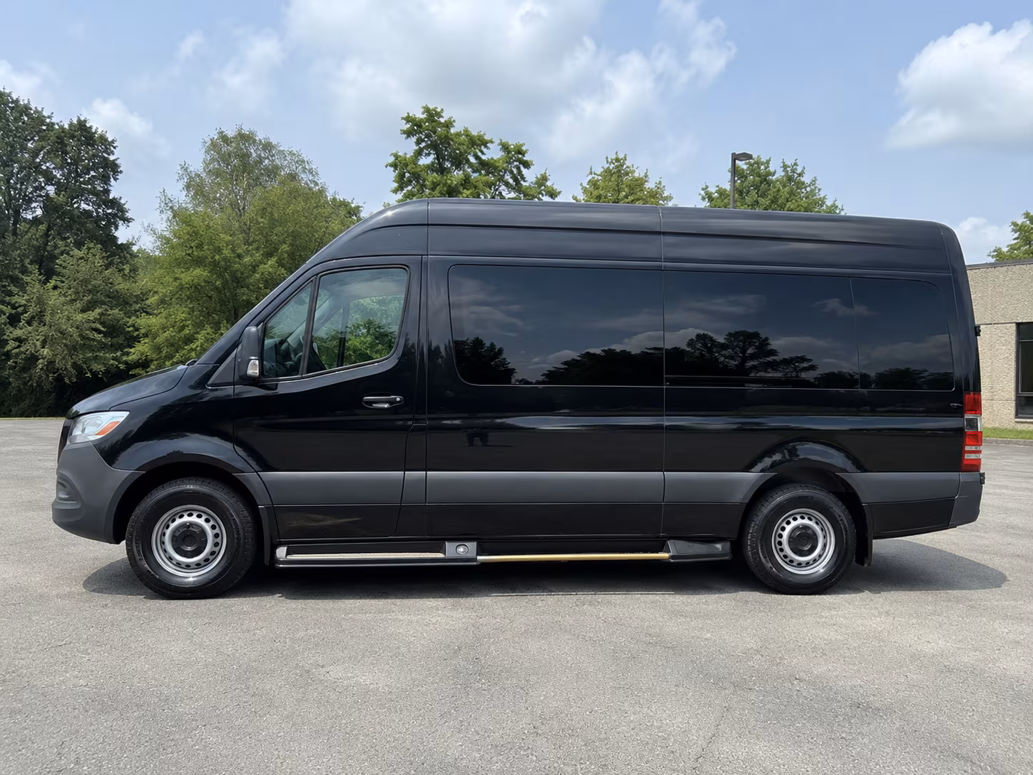 compton airport transportation