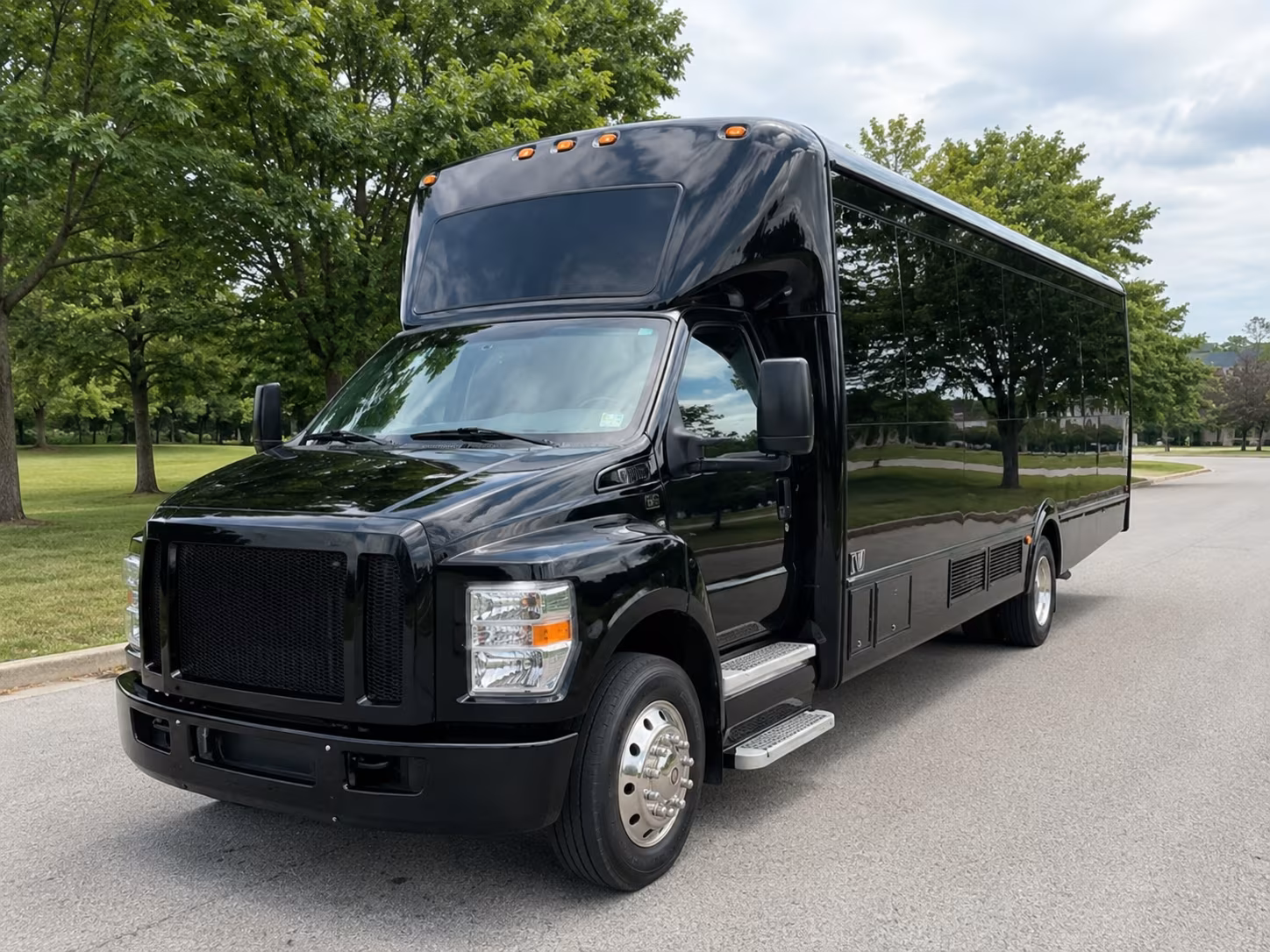 compton party bus
