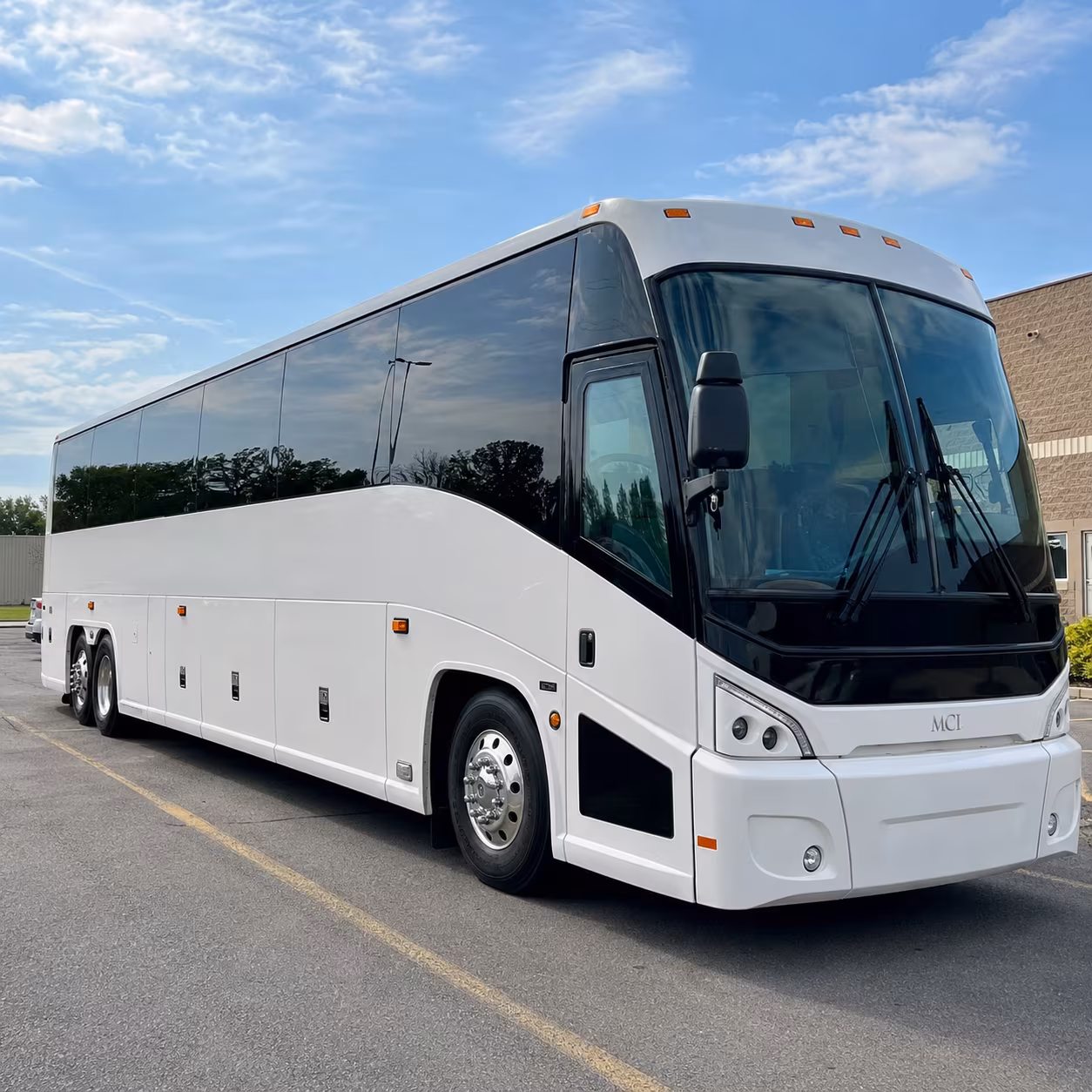 employee shuttle buses for compton s alameda corridor workforce